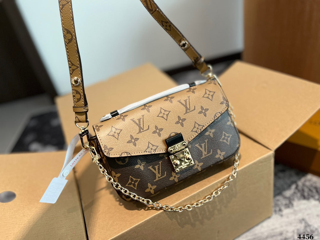 LV small messenger bag customizatio