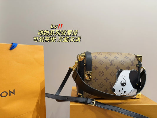 Lv   Animal series custom  bag