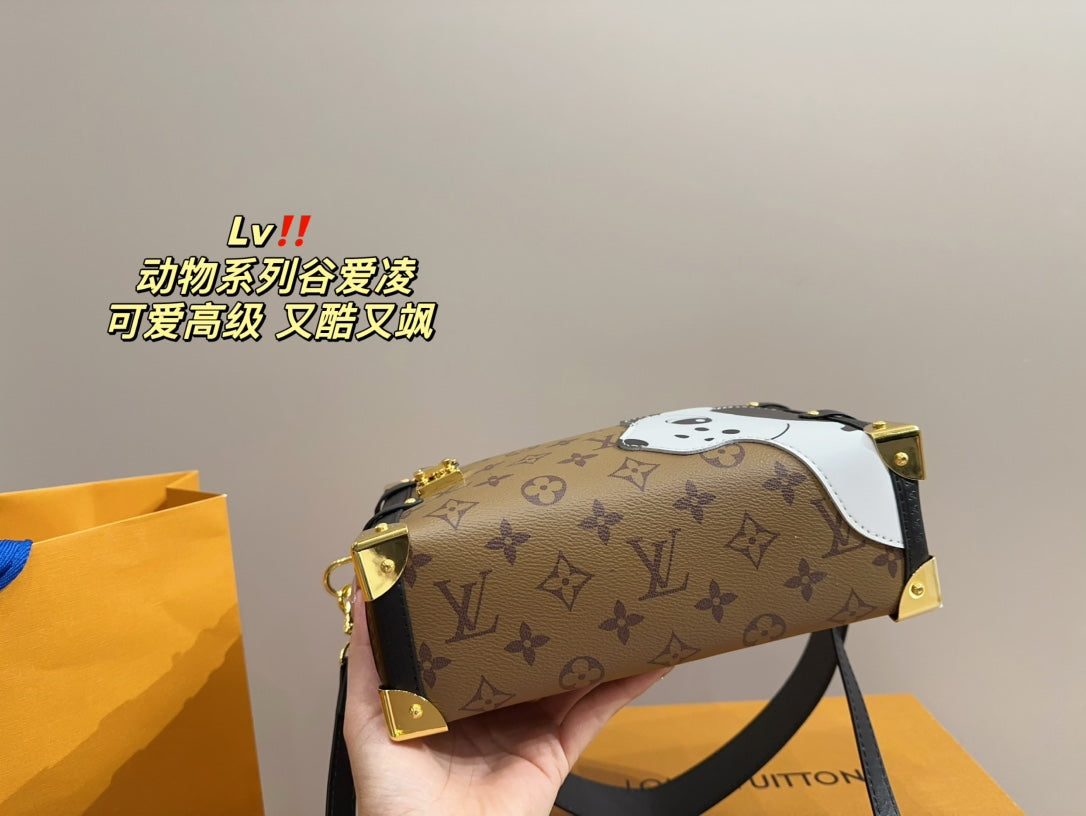 Lv   Animal series custom  bag